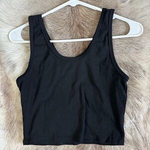Women's Black Cropped Tank Top